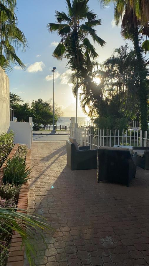 Lovely Downtown Ocean Front Apartment Oranjestad Zewnętrze zdjęcie